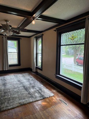 302 Nicollet Avenue, Mankato, MN 56003