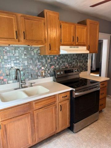 302 Nicollet Avenue, Mankato, MN 56003