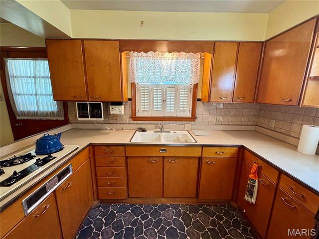 206 E Church Street, Palmyra, MO 63461