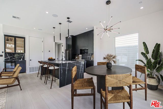 1815 Barry Avenue, Los Angeles, CA 90025