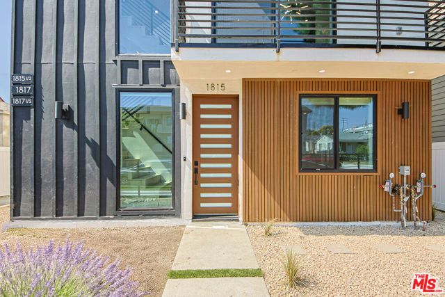 1815 Barry Avenue, Los Angeles, CA 90025