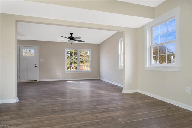 331 Malden LN, Newport News, VA 23602