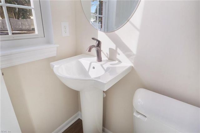 331 Malden LN, Newport News, VA 23602