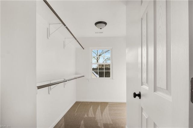 331 Malden LN, Newport News, VA 23602