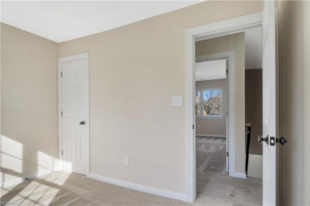 331 Malden LN, Newport News, VA 23602