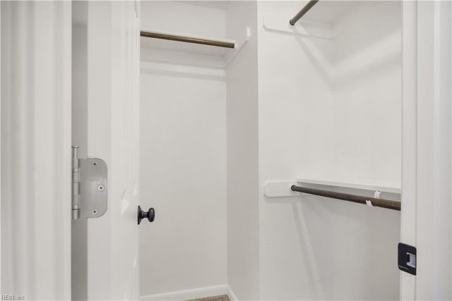 331 Malden LN, Newport News, VA 23602