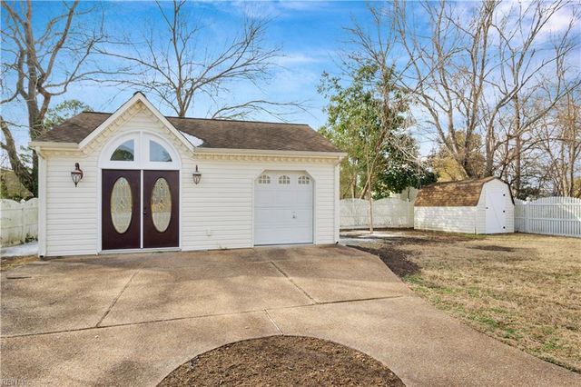 331 Malden LN, Newport News, VA 23602