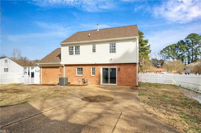 331 Malden LN, Newport News, VA 23602