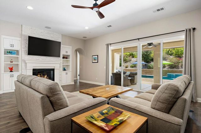 73695 Okeeffe Way, Palm Desert, CA 92211
