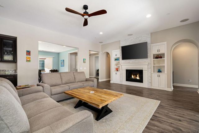 73695 Okeeffe Way, Palm Desert, CA 92211