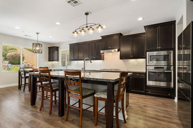 73695 Okeeffe Way, Palm Desert, CA 92211