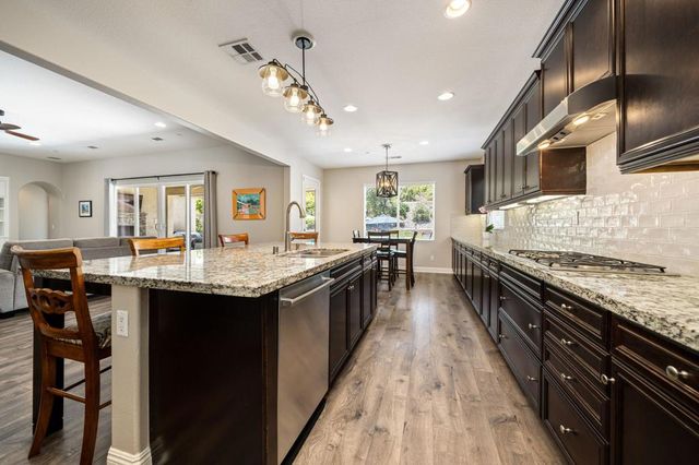 73695 Okeeffe Way, Palm Desert, CA 92211