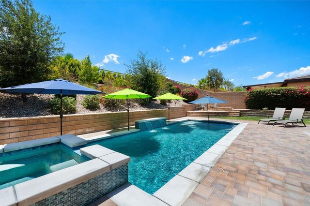 73695 Okeeffe Way, Palm Desert, CA 92211