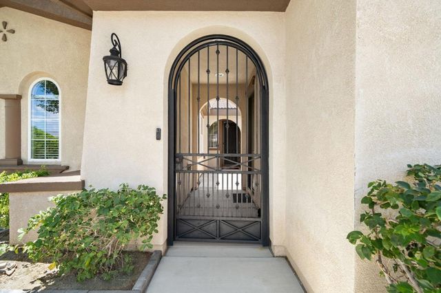 73695 Okeeffe Way, Palm Desert, CA 92211