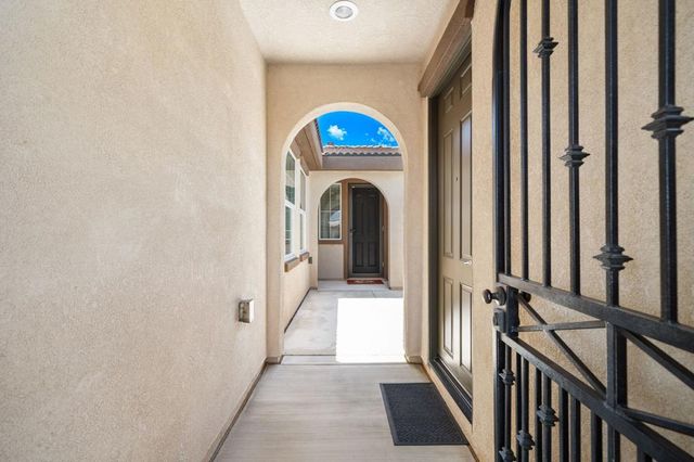 73695 Okeeffe Way, Palm Desert, CA 92211