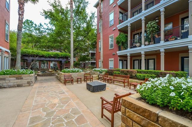 2400 Mccue Road 428, Houston, TX 77056