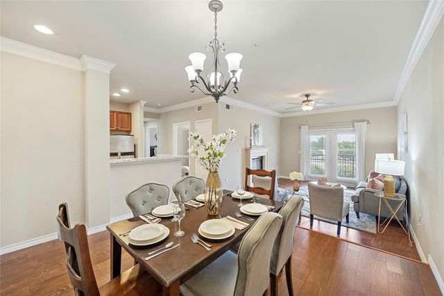 2400 Mccue Road 428, Houston, TX 77056