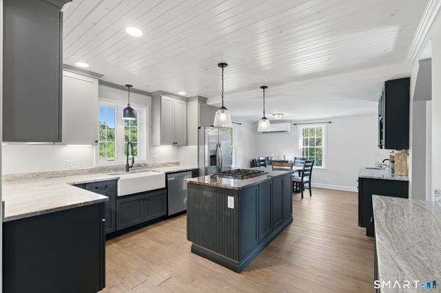 250 Killingly Road, Pomfret, CT 06259