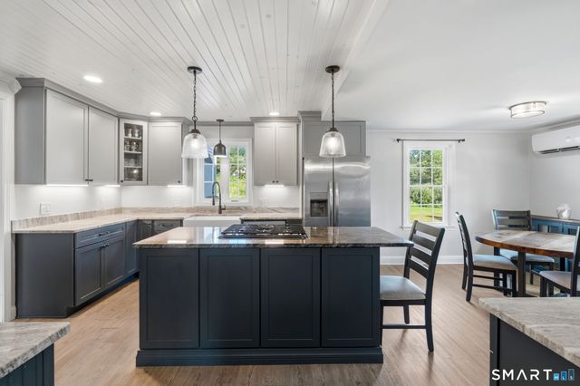 250 Killingly Road, Pomfret, CT 06259