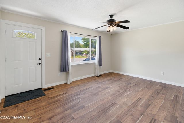 100 N HIGHLAND Avenue, Green Cove Springs, FL 32043