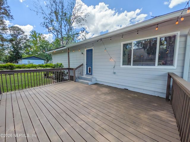 100 N HIGHLAND Avenue, Green Cove Springs, FL 32043