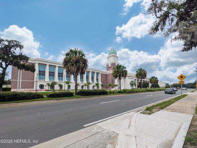 100 N HIGHLAND Avenue, Green Cove Springs, FL 32043