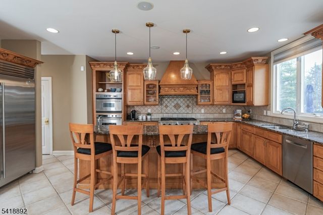 47 Van Zandt Rd, Montgomery Twp., NJ 08558