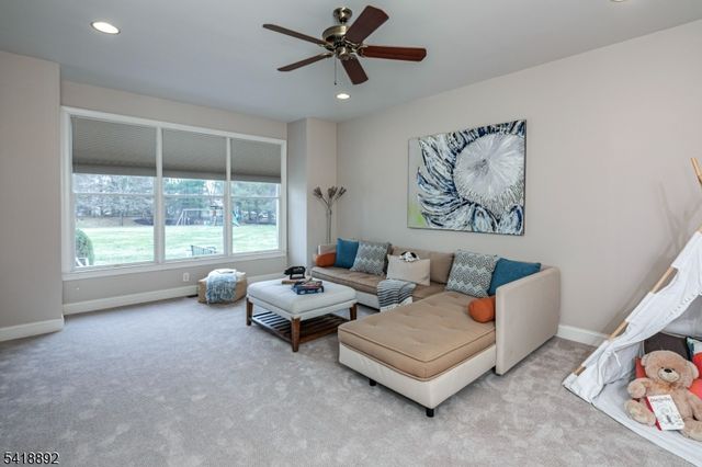 47 Van Zandt Rd, Montgomery Twp., NJ 08558