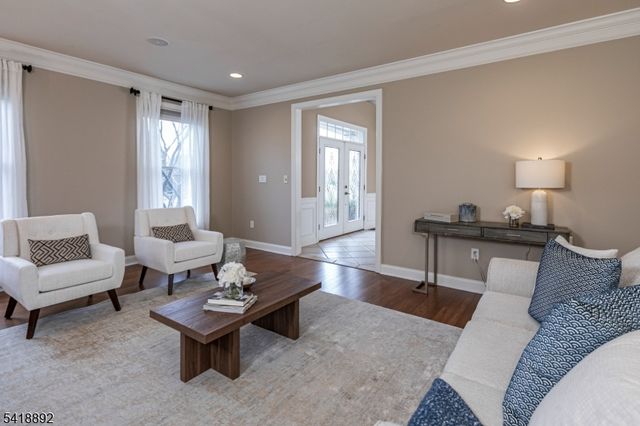 47 Van Zandt Rd, Montgomery Twp., NJ 08558