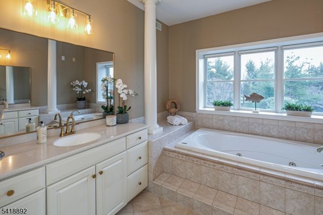 47 Van Zandt Rd, Montgomery Twp., NJ 08558