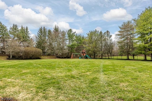 47 Van Zandt Rd, Montgomery Twp., NJ 08558