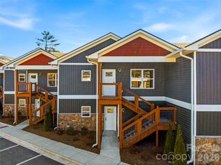 143 Carver Street 10, Brevard, NC 28712