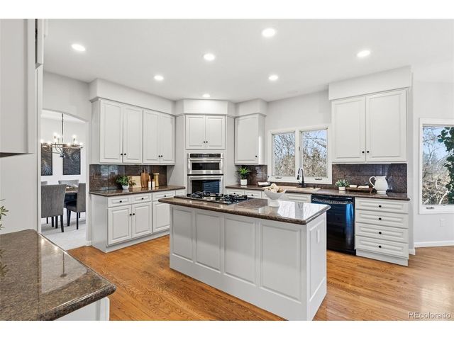 6761 Westwoods Cir, Arvada, CO 80007