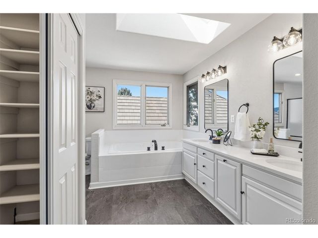 6761 Westwoods Cir, Arvada, CO 80007