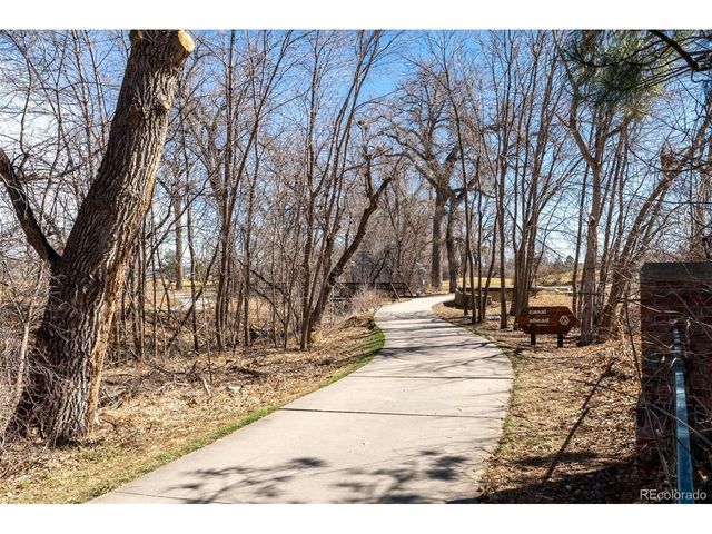 6761 Westwoods Cir, Arvada, CO 80007
