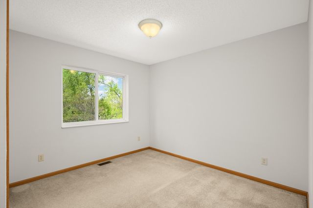 8079 Dana Path, Inver Grove Heights, MN 55076
