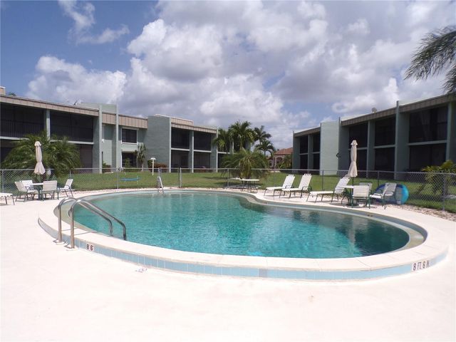 1461 AQUI ESTA DRIVE B4, Punta Gorda, FL 33950