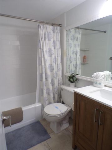 1461 AQUI ESTA DRIVE B4, Punta Gorda, FL 33950