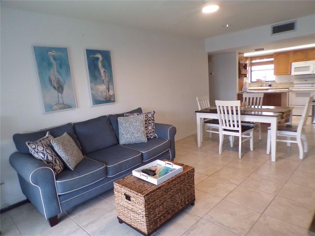 1461 AQUI ESTA DRIVE B4, Punta Gorda, FL 33950