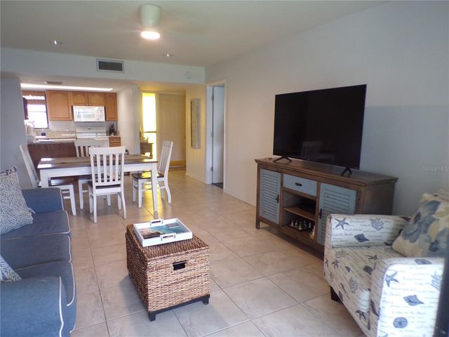 1461 AQUI ESTA DRIVE B4, Punta Gorda, FL 33950
