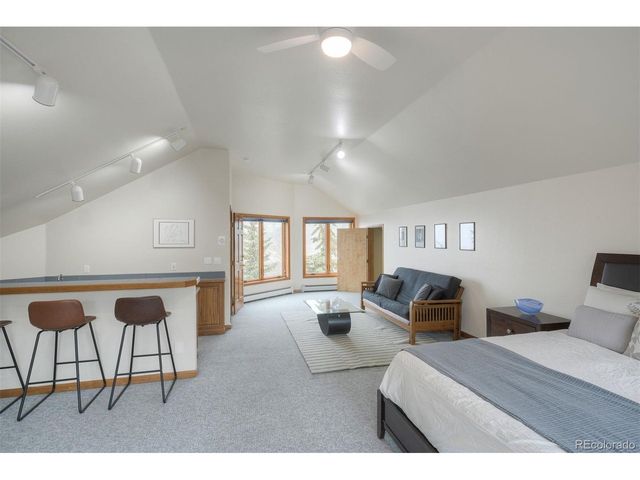 324 W Buffalo St, Dillon, CO 80435