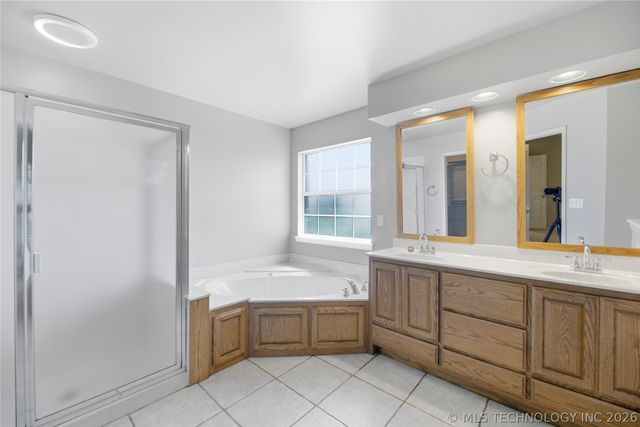 13091 E 91st Place N, Owasso, OK 74055