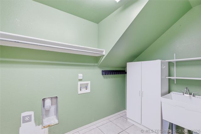 13091 E 91st Place N, Owasso, OK 74055
