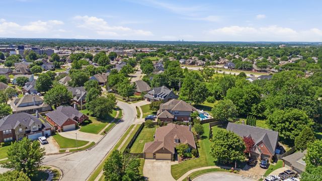 13091 E 91st Place N, Owasso, OK 74055