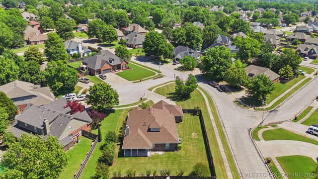 13091 E 91st Place N, Owasso, OK 74055