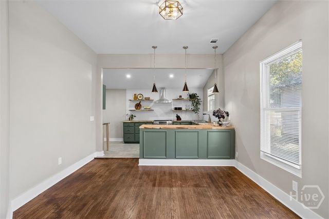 1125 E 37th Street, Savannah, GA 31404