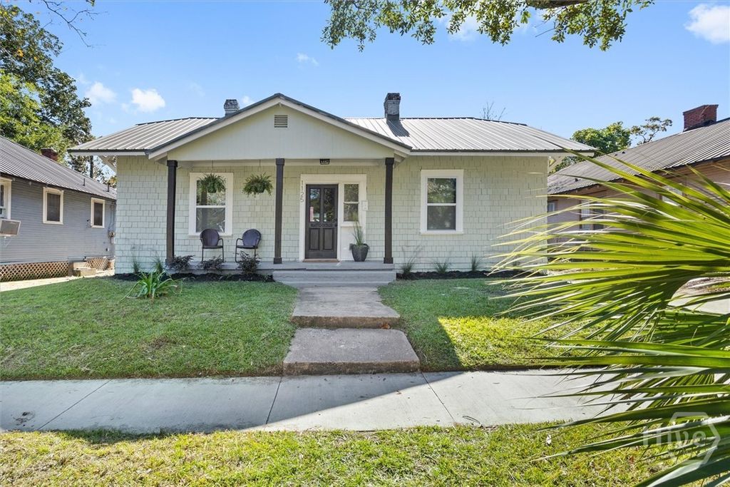 1125 E 37th Street, Savannah, GA 31404