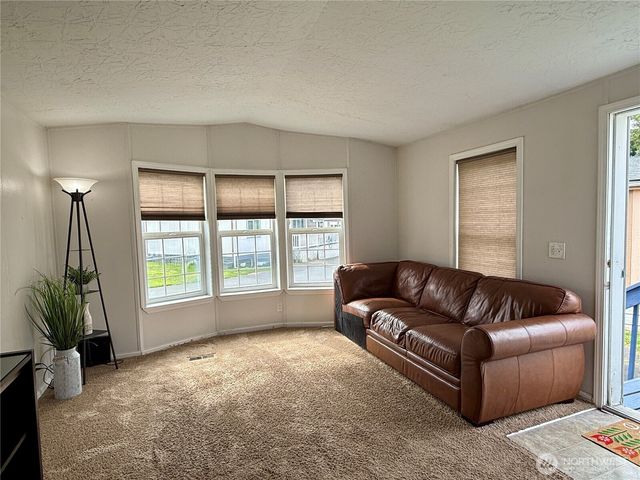 43010 SE North Bend Way #40, North Bend, WA 98045