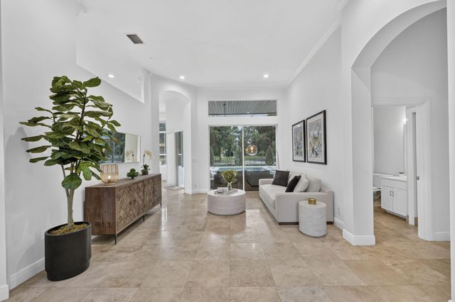 851 FOREST GLEN Lane, Wellington, FL 33414