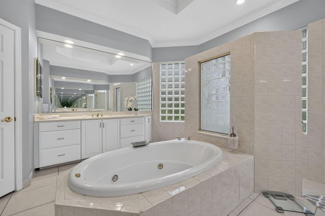 851 FOREST GLEN Lane, Wellington, FL 33414